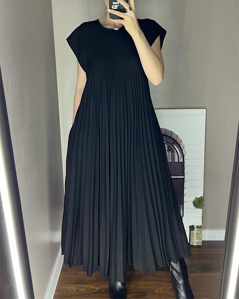 Women's Short Sleeve Pleated Maxi Dress