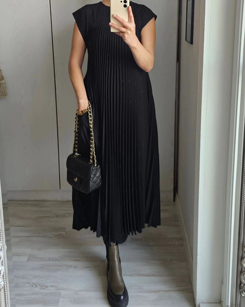 Women's Short Sleeve Pleated Maxi Dress