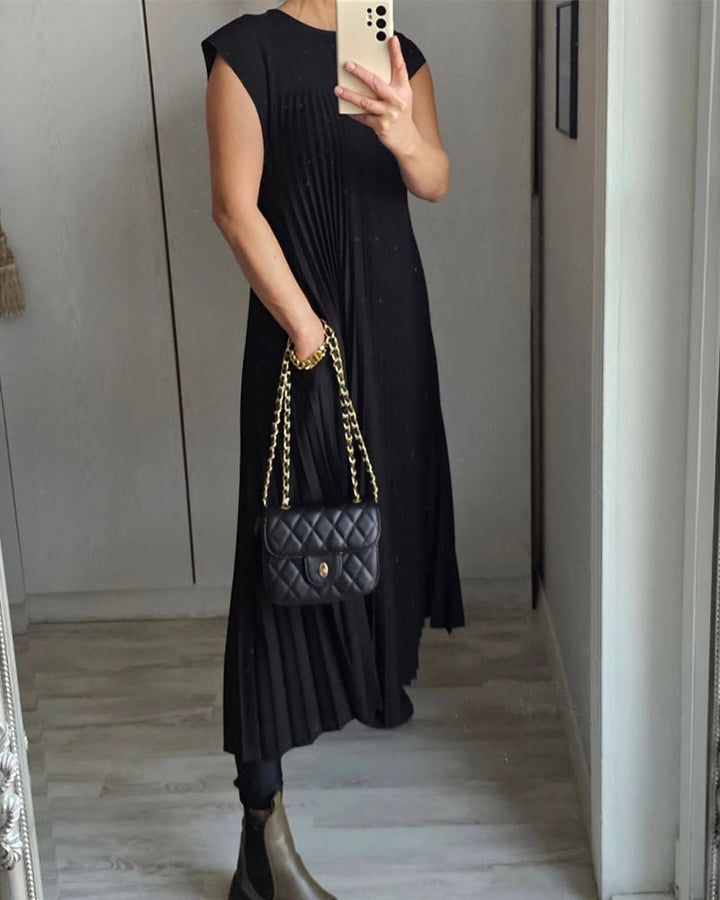 Women's Short Sleeve Pleated Maxi Dress