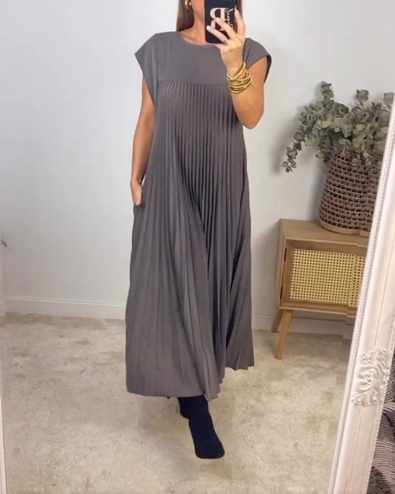 Women's Short Sleeve Pleated Maxi Dress