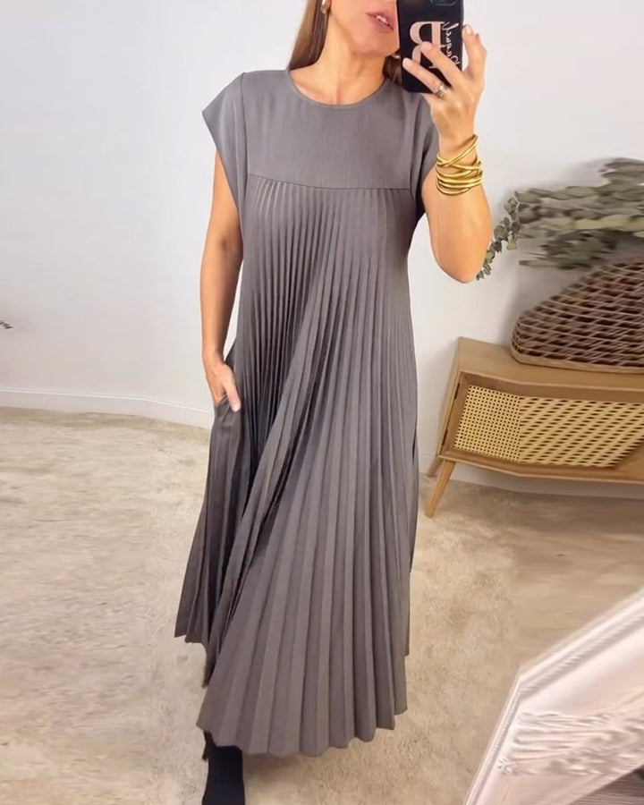 Women's Short Sleeve Pleated Maxi Dress