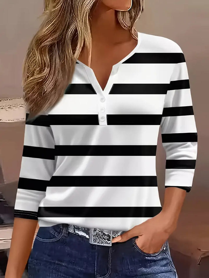 Women’s Dakota Jane Striped V-Neck Top