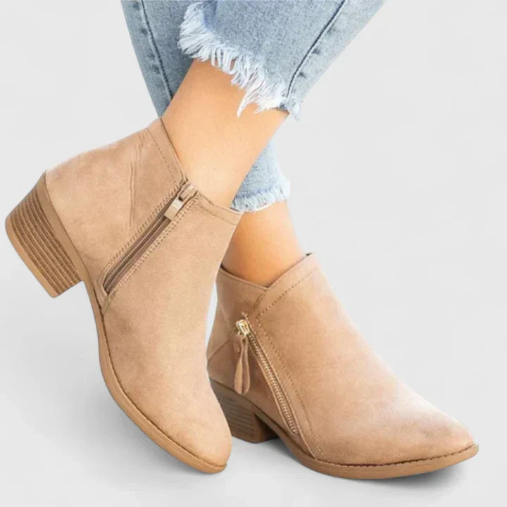 Women’s Sophisticated Boots With Premium Comfort