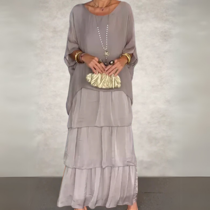 Women's Elegant Long Flowing Dress