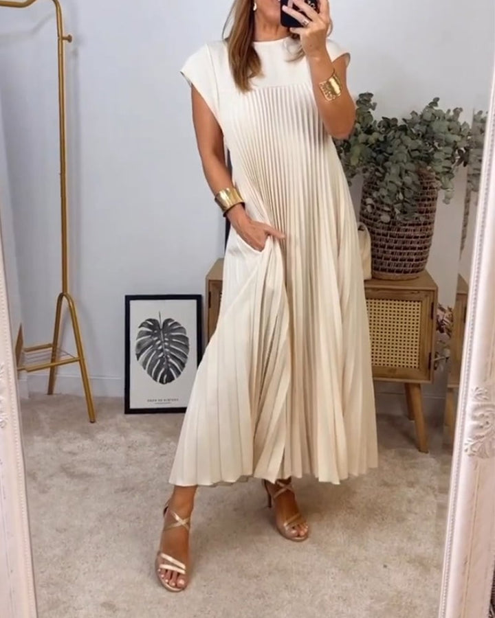 Women's Short Sleeve Pleated Maxi Dress