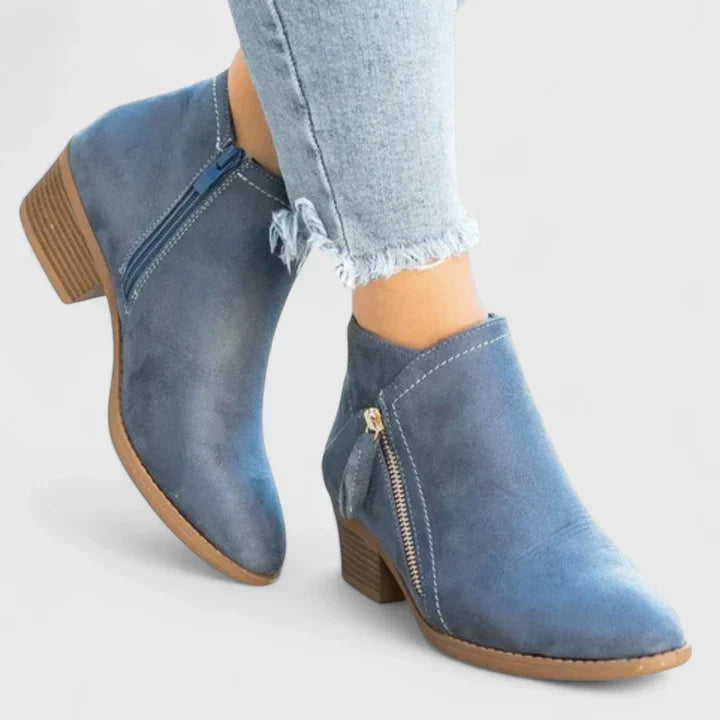 Women’s Sophisticated Boots With Premium Comfort