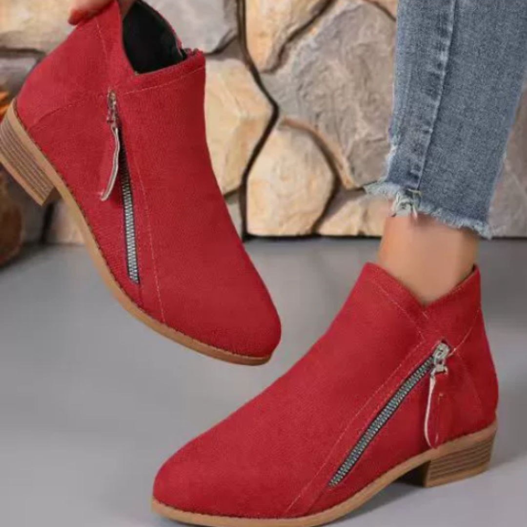 Women’s Sophisticated Boots With Premium Comfort
