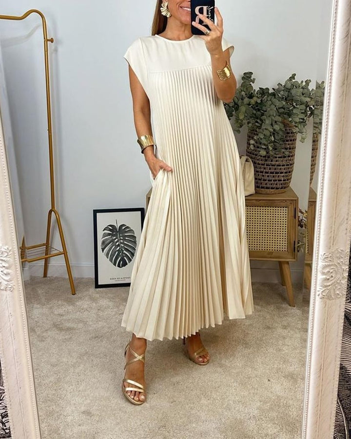 Women's Short Sleeve Pleated Maxi Dress