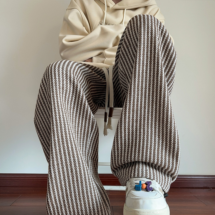Men’s Modern Herringbone Relaxed Sweatpants