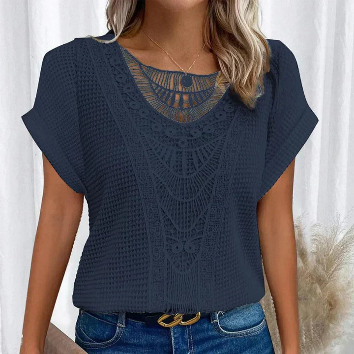Women’s Delicate Textured Blouse