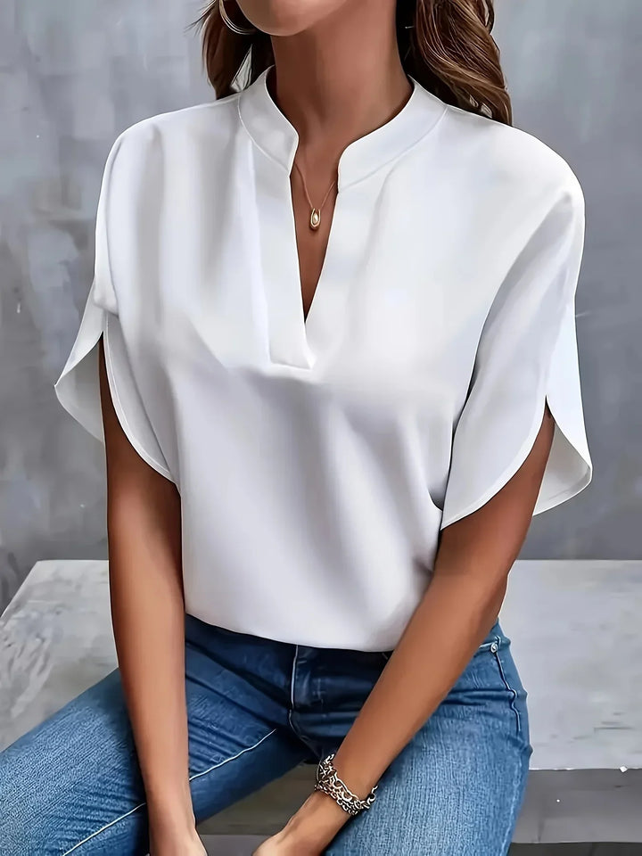 Women's Sophisticated Blouse with Tailored Design
