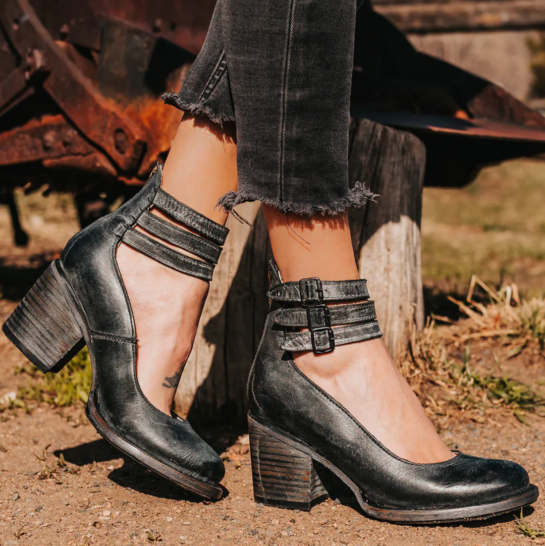 Women's Vintage Elegance Leather Heels