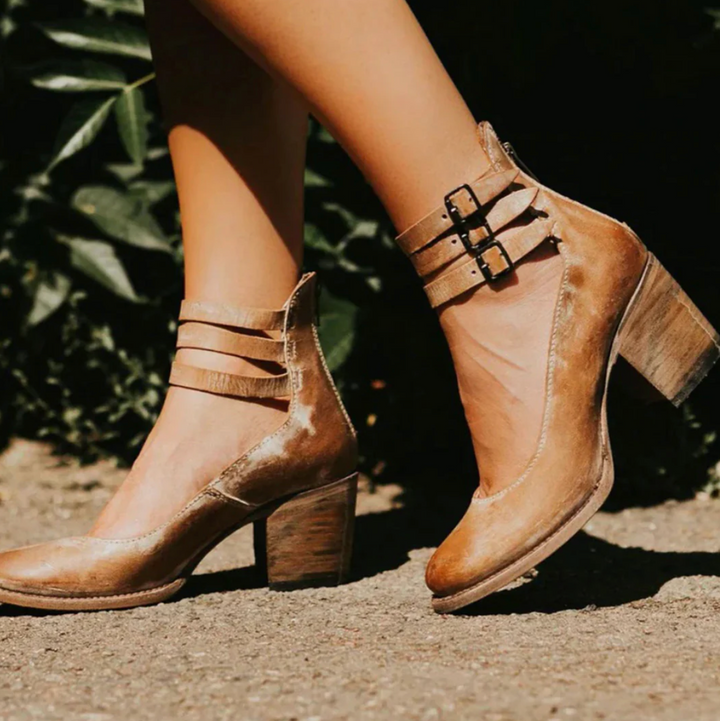 Women's Vintage Elegance Leather Heels