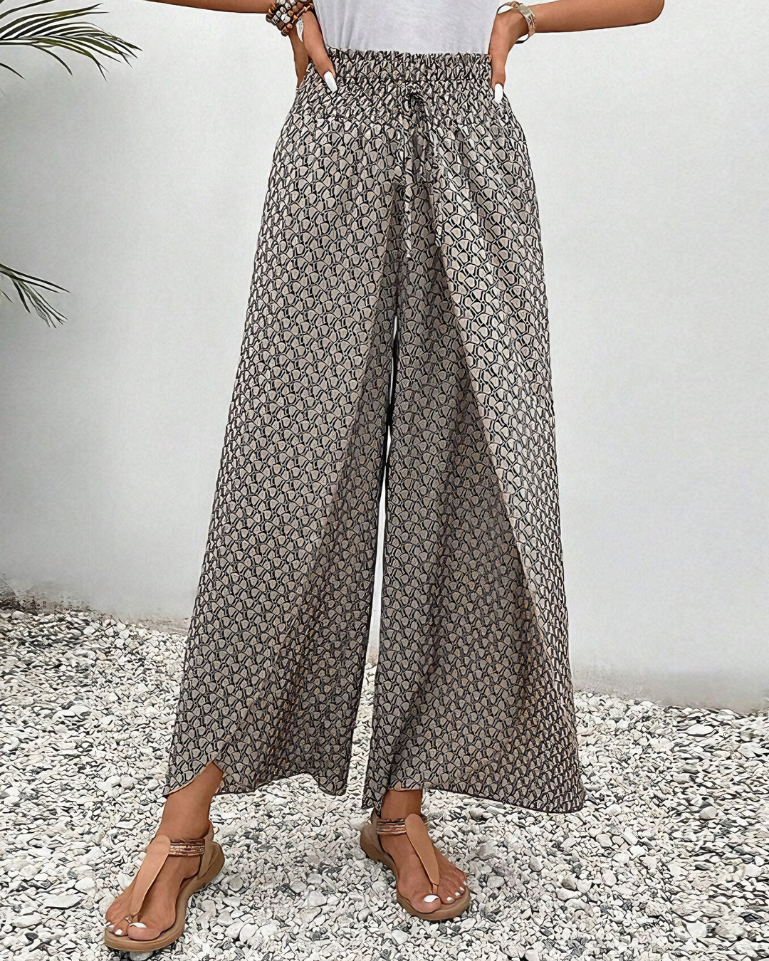Women's Relaxed Wide-Leg Pants