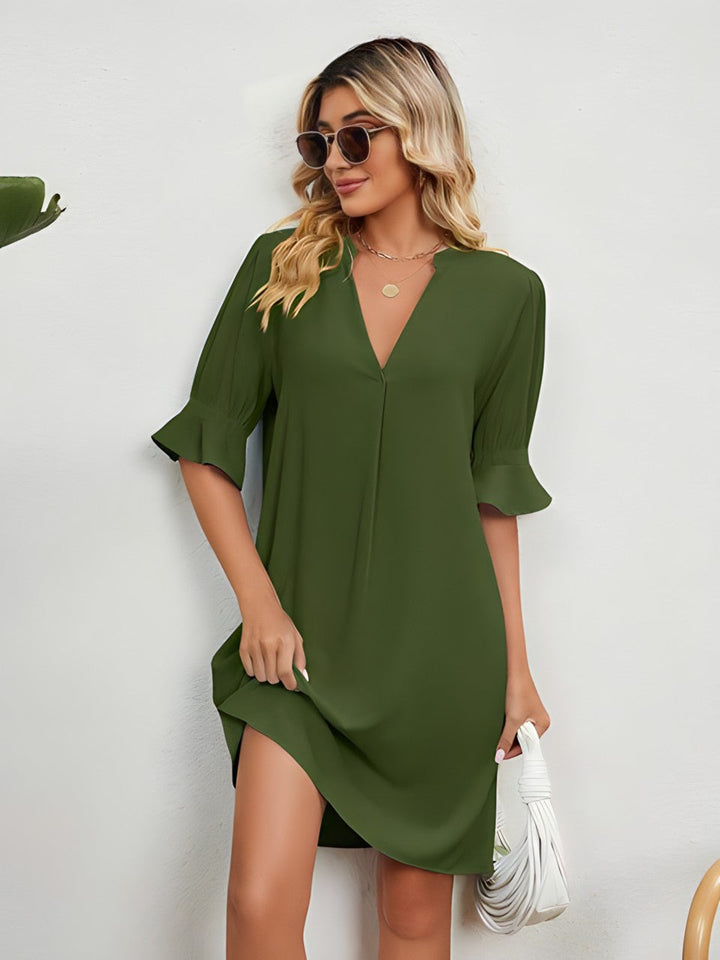 Women's Loose V-Neck Pleated Solid Dress