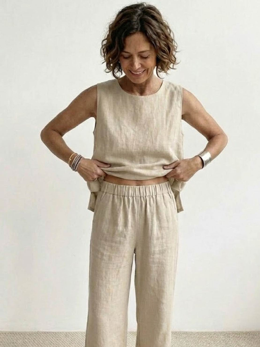 Women's Sleeveless Tank Top and Wide-Leg Pants Set