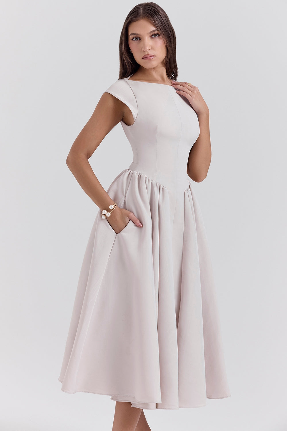 Women’s Backless Dropped Shoulder Dress