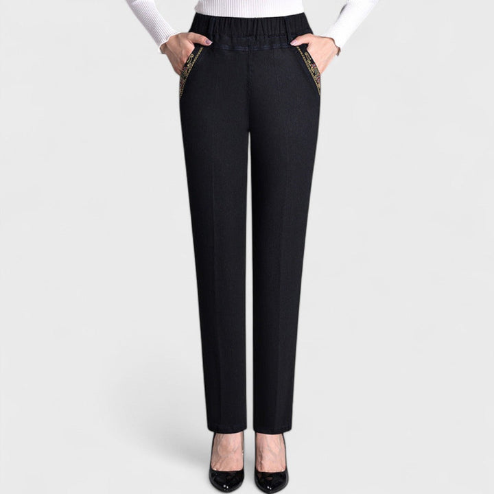 Women's Stretch Jeans with Side Pockets and Elastic Waist