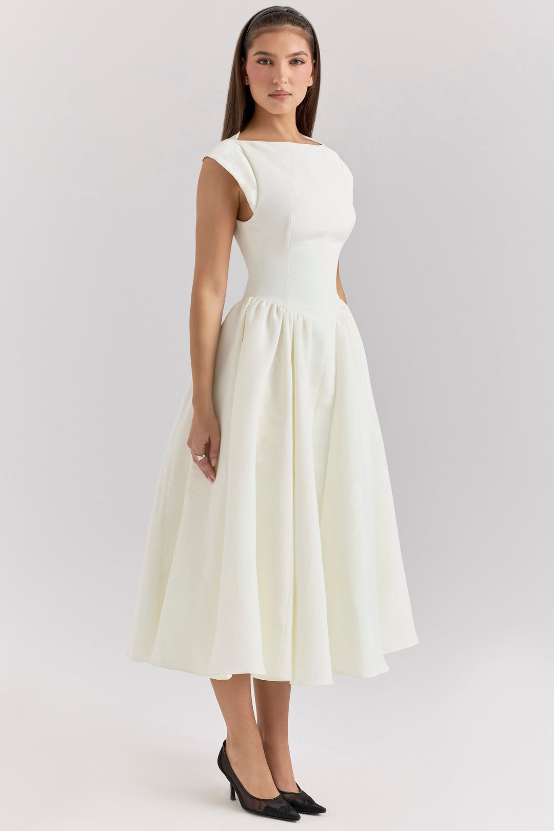 Women’s Backless Dropped Shoulder Dress
